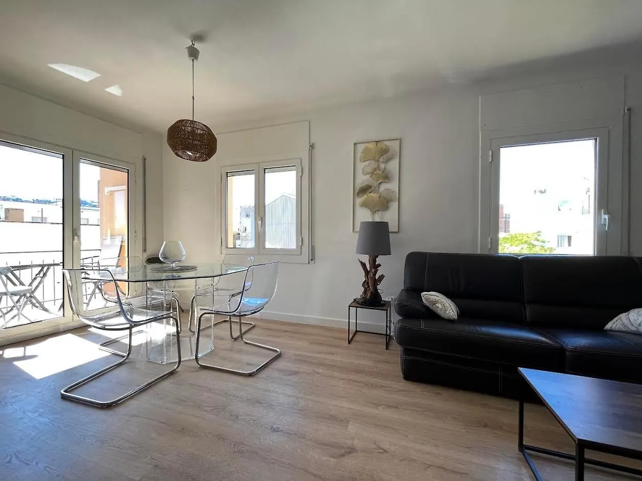 Appartement Moderne Centre Ville 50 Metres De La Mer Rosas Espagne